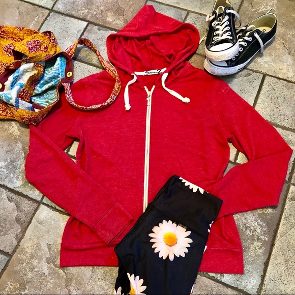 Seven7 Tops - ✨VINTAGE T-SHIRT STYLE ZIP UP HOODIE✨